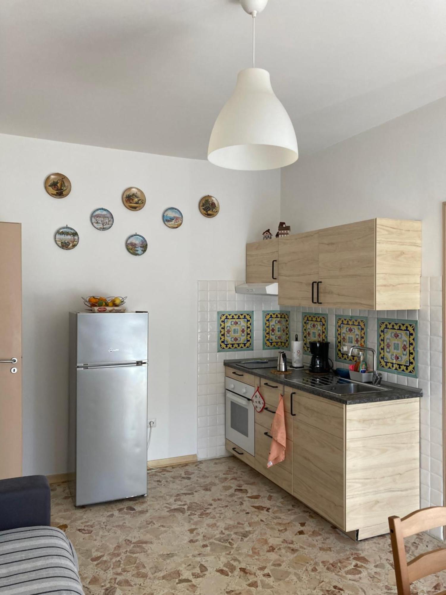 Casa Vacanza Brezza Di Maestrale Salerno Eksteriør billede